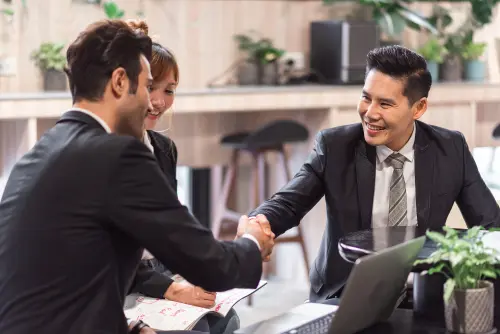 Between Ordinary Members and Associate Members